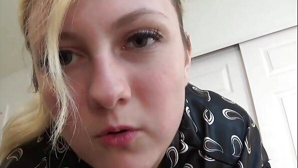 Любителско клип еротика момиче получава лице след анален чук