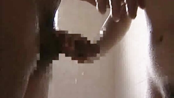 Меган Съмърс, Мисти Андерсън стават голи секс клипове и гадни ... за няколко стотин долара