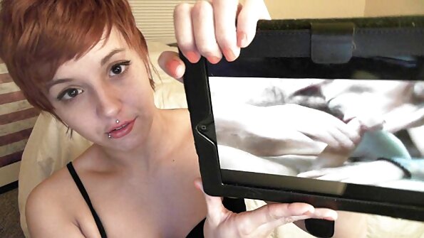 В това видео Sweet Krissy позира в спалнята порно клип бг си в някои чисти черни гамаши, които показват нейното кръгло дупе! Ще ви хареса как тя се навежда, пляска дупе и показва тази своя плячка!