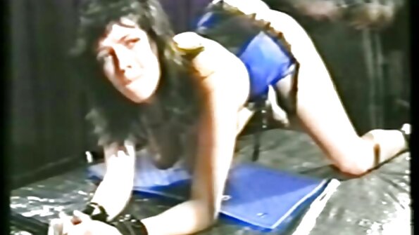 Ужасна еротичен масаж клипове шибана Лола